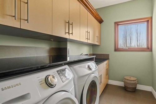 3924 15A Street Sw, Calgary, AB - Indoor Photo Showing Laundry Room