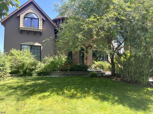 3924 15A Street Sw, Calgary, AB - Outdoor