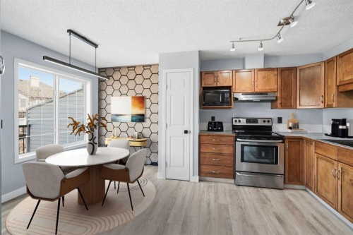 337 Copperfield Boulevard Se, Calgary, AB - Indoor Photo Showing Other Room