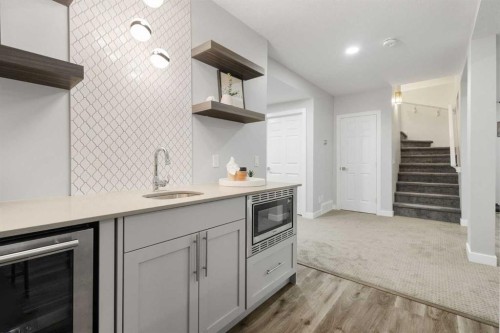 66 Inverness Close Se, Calgary, AB - Indoor Photo Showing Kitchen