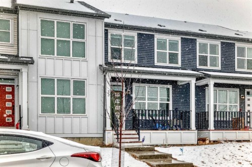 33 Savanna Manor Ne, Calgary, AB - Outdoor