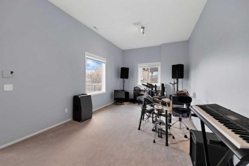147 Harvest Oak Crescent Ne, Calgary, AB - Indoor