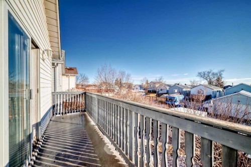 142 Hunterhorn Drive Ne, Calgary, AB - Outdoor With Balcony