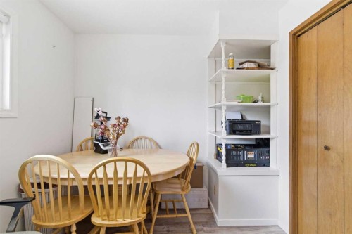 5048 Dalhart Road Nw, Calgary, AB - Indoor Photo Showing Dining Room