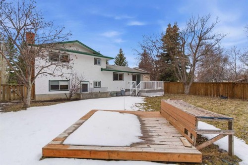 5048 Dalhart Road Nw, Calgary, AB - Outdoor