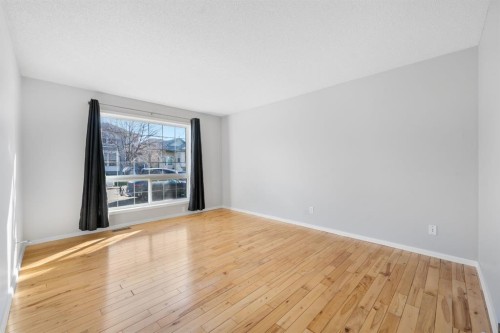 45 Country Hills Crescent Nw, Calgary, AB - Indoor Photo Showing Other Room