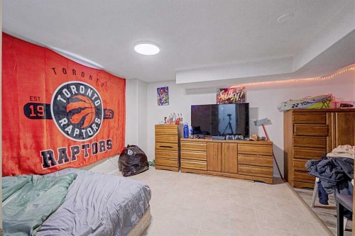 48 Whitworth Way Ne, Calgary, AB - Indoor Photo Showing Bedroom