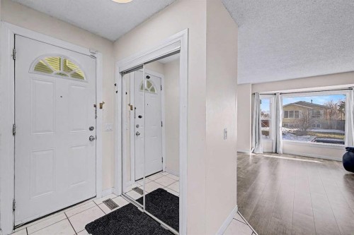 48 Whitworth Way Ne, Calgary, AB - Indoor Photo Showing Other Room