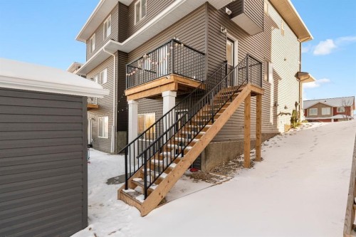 224 River Heights Drive, Cochrane, AB - Outdoor