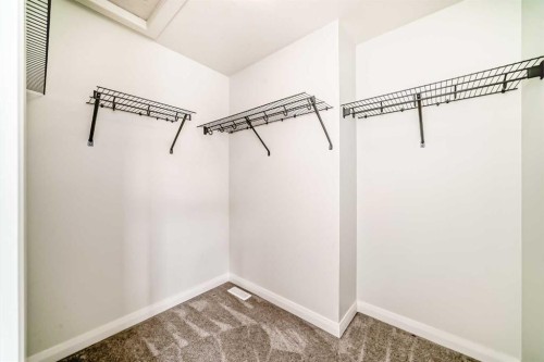 84 Evansfield Close Nw, Calgary, AB - Indoor Photo Showing Other Room