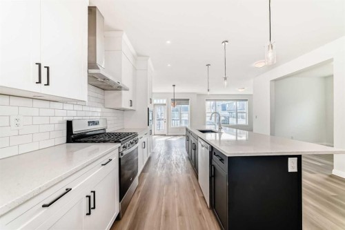 84 Evansfield Close Nw, Calgary, AB - Indoor Photo Showing Kitchen With Upgraded Kitchen