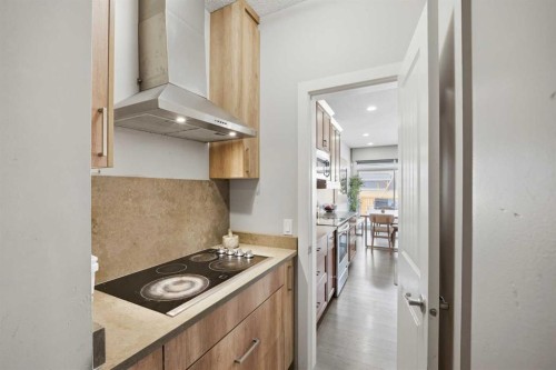 21 Savanna Green Ne, Calgary, AB - Indoor Photo Showing Kitchen