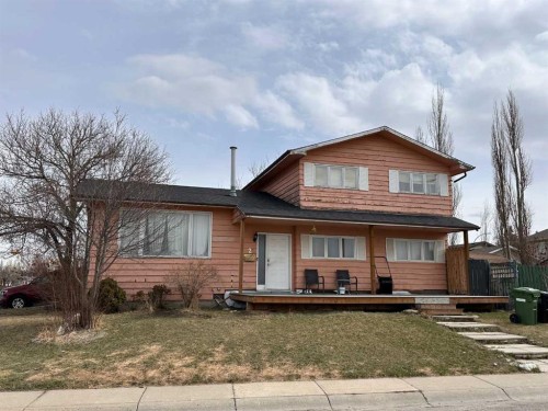 21 Ridgegate Way SW Airdrie, AB T4B 1A7