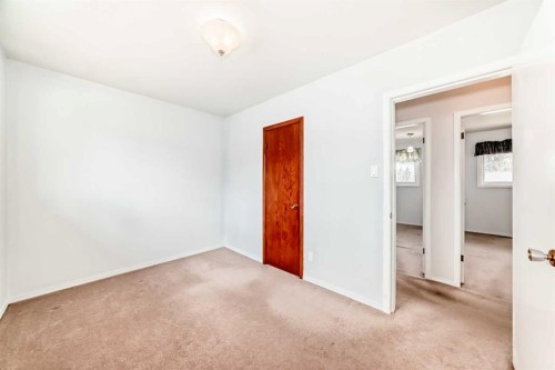 8315 Bowness Road Nw, Calgary, AB - Indoor Photo Showing Other Room