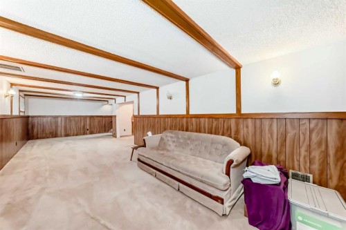 8315 Bowness Road Nw, Calgary, AB - Indoor Photo Showing Other Room