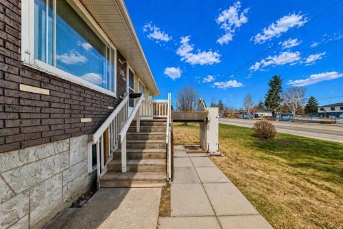 8315 Bowness Road Nw, Calgary, AB - Outdoor
