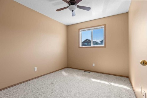 1503 Eagleview Place Nw, High River, AB - Indoor Photo Showing Other Room