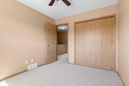 1503 Eagleview Place Nw, High River, AB - Indoor Photo Showing Other Room