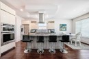 2412 28 Avenue Sw, Calgary, AB  - Indoor Photo Showing Kitchen With Stainless Steel Kitchen With Upgraded Kitchen 