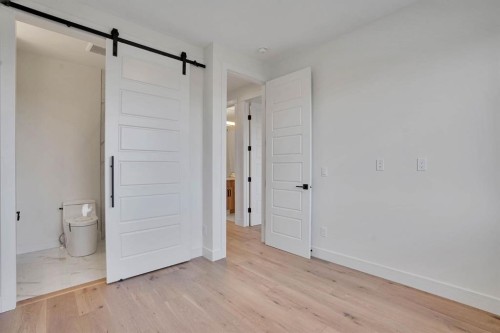 2012 35 Street Sw, Calgary, AB - Indoor Photo Showing Other Room