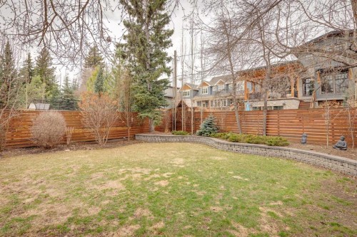 3905 Edison Crescent Sw, Calgary, AB - Outdoor