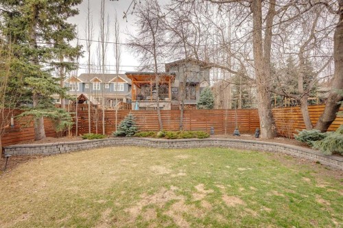 3905 Edison Crescent Sw, Calgary, AB - Outdoor