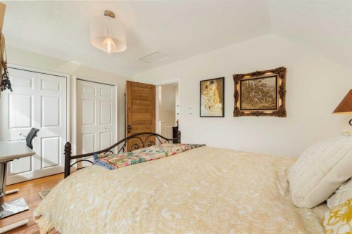 447 Marsh Road Ne, Calgary, AB - Indoor Photo Showing Bedroom
