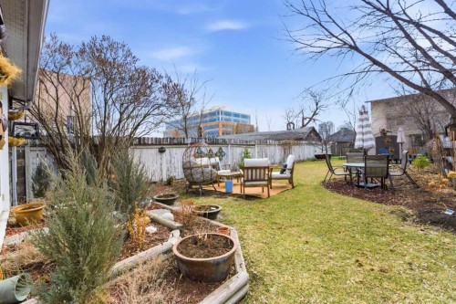 447 Marsh Road Ne, Calgary, AB - Outdoor