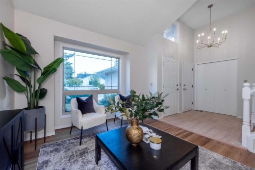 47 Hawkstone Drive Nw, Calgary, AB - Indoor Photo Showing Living Room