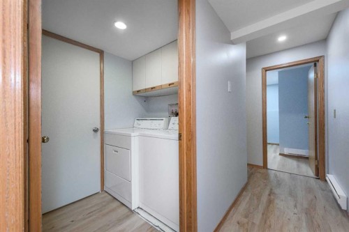 47 Hawkstone Drive Nw, Calgary, AB - Indoor Photo Showing Laundry Room