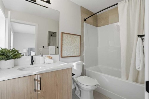 85 Wild Rose Way Se, Calgary, AB - Indoor Photo Showing Bathroom