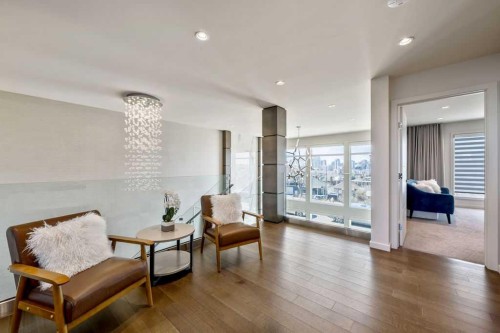 122 13 Street Ne, Calgary, AB - Indoor