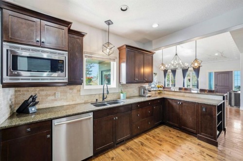 29 Winchester Crescent Sw, Calgary, AB 