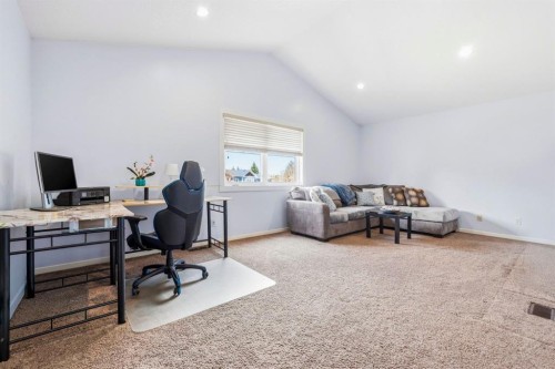 29 Winchester Crescent Sw, Calgary, AB 