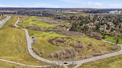 29 Winchester Crescent Sw, Calgary, AB 