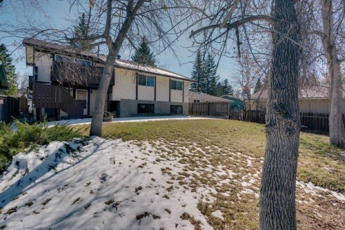 12 Oakvale Place Sw, Calgary, AB - Outdoor