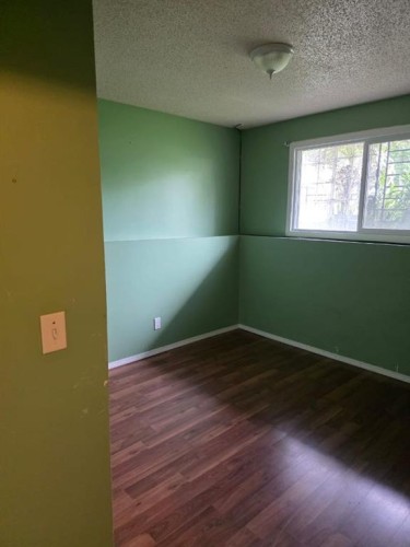 2-705 23 Street, Didsbury, AB - Indoor Photo Showing Other Room