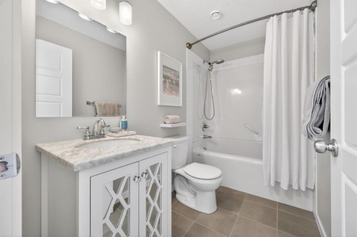 205 Sunset Point, Cochrane, AB - Indoor Photo Showing Bathroom