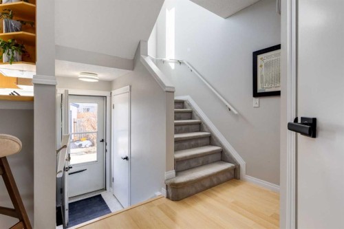 488 Prestwick Circle Se, Calgary, AB - Indoor Photo Showing Other Room