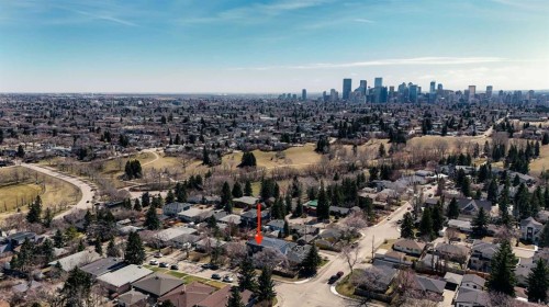 947 31 Avenue Nw, Calgary, AB - Outdoor With View