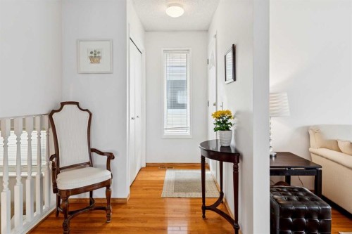 87 Edforth Road Nw, Calgary, AB - Indoor Photo Showing Other Room