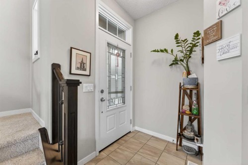 15 Fireside Crescent, Cochrane, AB - Indoor Photo Showing Other Room