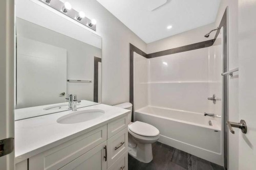 401 Strathcona Circle, Strathmore, AB - Indoor Photo Showing Bathroom