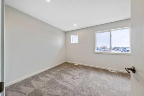 401 Strathcona Circle, Strathmore, AB - Indoor Photo Showing Other Room