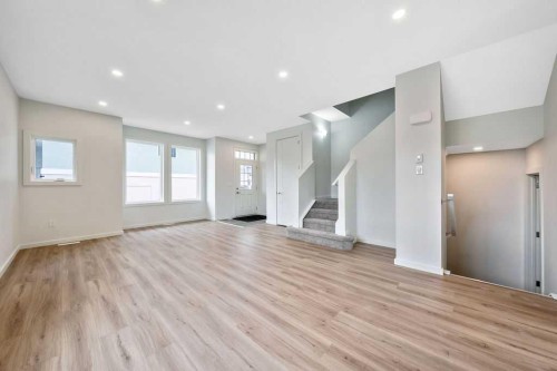 401 Strathcona Circle, Strathmore, AB - Indoor Photo Showing Other Room