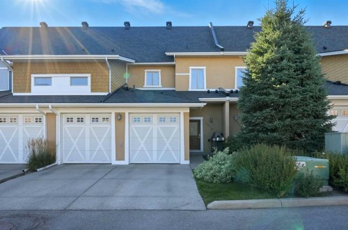 4014 Patricia Landing Sw, Calgary, AB - Outdoor