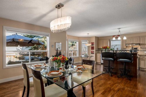 15 Valley Brook Circle Nw, Calgary, AB - Indoor Photo Showing Dining Room