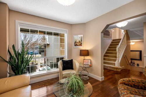 15 Valley Brook Circle Nw, Calgary, AB - Indoor Photo Showing Other Room