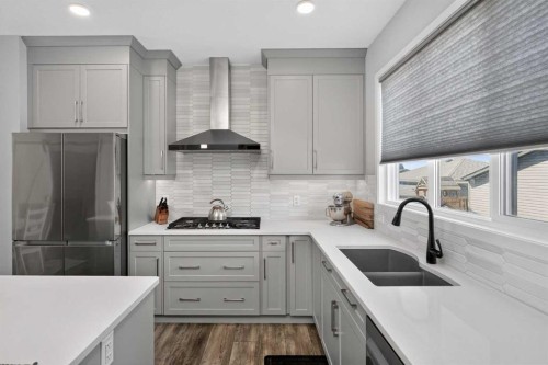 31 Lucas Boulevard Nw, Calgary, AB - Indoor Photo Showing Kitchen With Double Sink With Upgraded Kitchen
