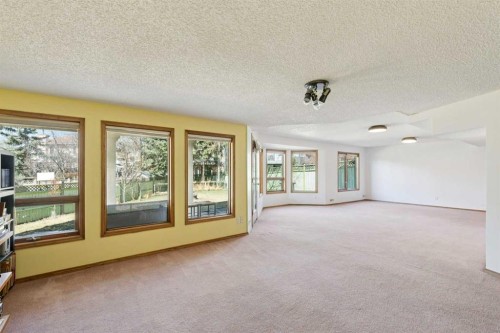 111 Scenic Ridge Court Nw, Calgary, AB - Indoor Photo Showing Other Room